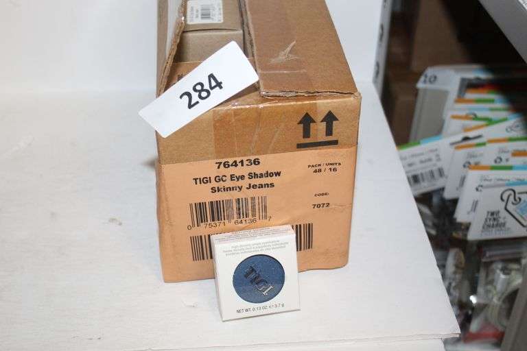 TIGI COSMETICS 764136 HIGH DENSITY SINGLE EYESHADOW SKINNY JEANS COLOR .13OZ