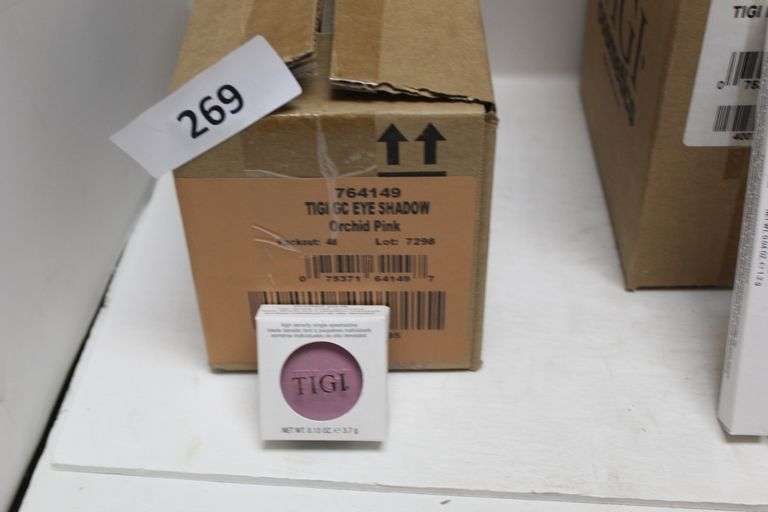 TIGI COSMETICS 764149 HIGH DENSITY GC SINGLE EYESHADOW PALLETE - ORCHID PINK .13OZ
