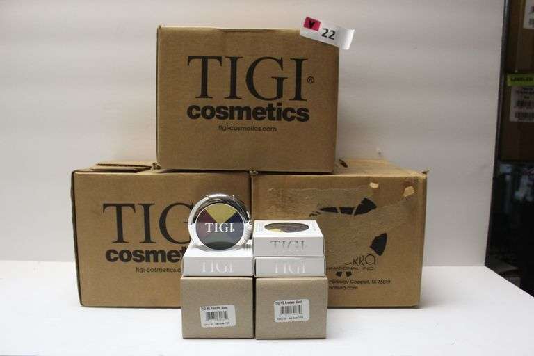 TIGI COSMETICS 764161 HIGH DENSITY QUAD EYESHADOW PROSTARS COLORS .32OZ
