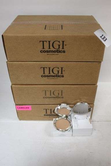 TIGI COSMETICS 764020 ENTICE POWDER FOUNDATION .37OZ