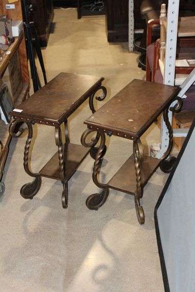 MATCHING END TABLES WITH PULL OUT TABLE APROX 2.5' X 1' X 2.5'