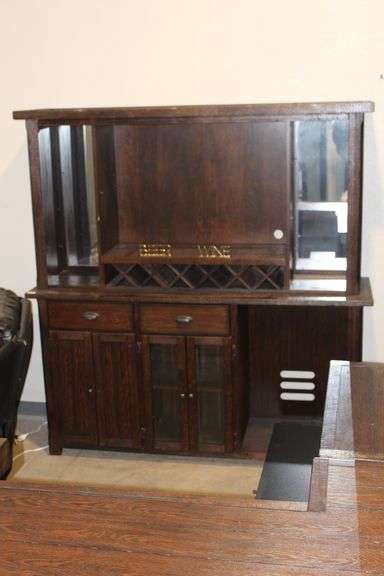 SOLID WOOD BAR SET COMPLETE WITH WINE HOLDER, MIRRORED SHELVING, UNDER STORAGE FOR MINI FRIDGE , AND SMALL LOCKING LIQUOR CABINET, TOTAL OF 3PCS SET IN EXCELLENT CONDITION, JUST MISSING ONE KNOB, KEYS INCLUDED