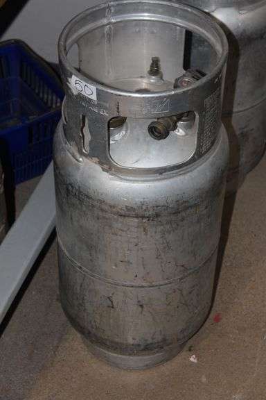 FORKLIFT PROPANE TANKS WITH CONTENTS