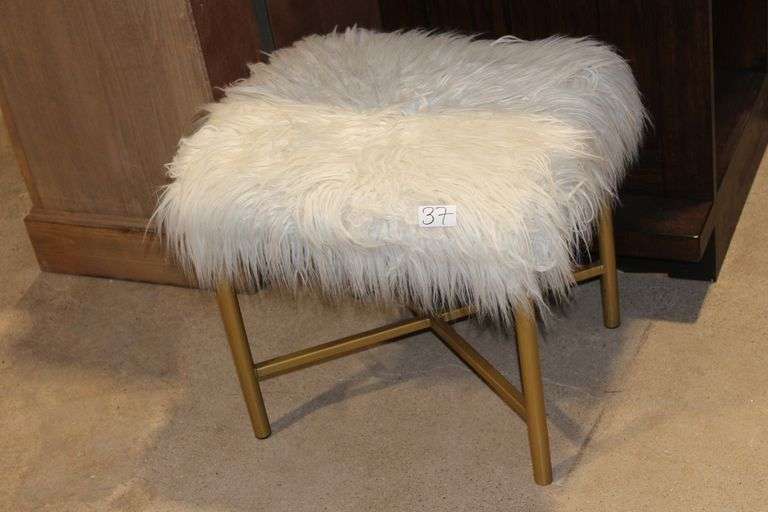 AT HOME FAUX FUR FOOT STOOL WITH GOLD METAL LEGS, NEW WITH TAGS RETAIL $70