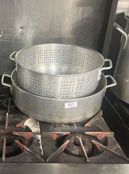 COMMERCIAL PANS INCLUDING ACB-24  2'DIA PAN AND 17"DIA DRAINING PAN