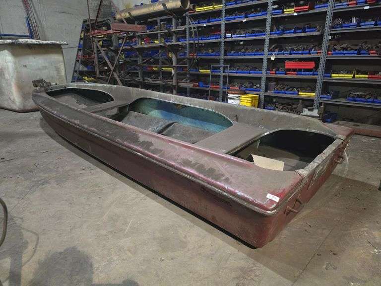 VINTAGE FIBERGLASS JOHN BOAT APROX 13'5" x 48"W x 21"D WITH HANDLES AND TROLLING MOTOR MOUNT