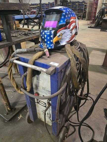 HARRIS 50 PLASMA CUTTING COMPLETE WITH GUN, WELDING HELMET AND HOSES