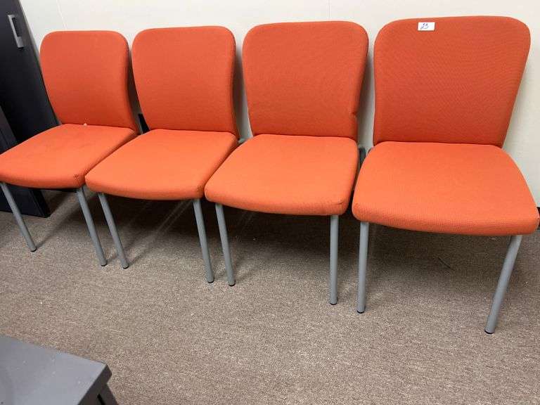 HAWORTH LOOK SIDE CHAIR STACKABLE, UPHOLSTERED WITH GREY METAL LEGS APROX 19"x20"x34"