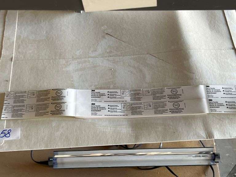 3M CARRY HANDLE STRIPS 8330 / 8330CP 7-STRIPS IN LOT, EACH STIP WITH APROX 20+