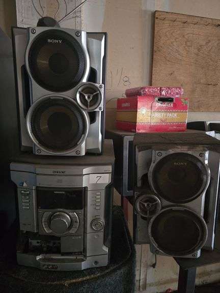 SONY 3-DISC EX-CHANGE MINI HI-FI COMPONENT SYSTEM MHC-GX45 WITH SPEAKER PAIR INCLD