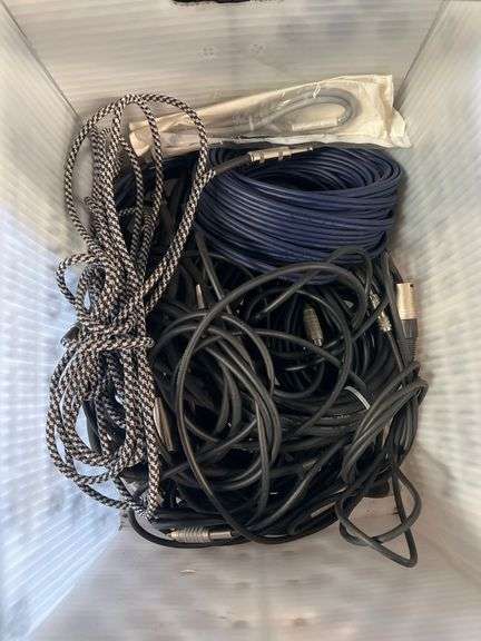 WIDE VARIETY OF PROFESSIONAL AUDIO CABLES