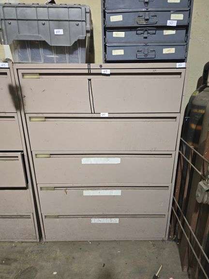 5-DRAWER WIDE METAL FILING CABINET APROX 42"x18"x57" **Pickup after 2pm