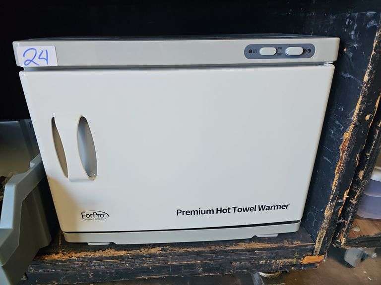 FORPRO PROFESSIONAL COLLECTION PREMIUM HOT TOWEL WARMER PULLED FROM WORKING ENVIRONMENT
