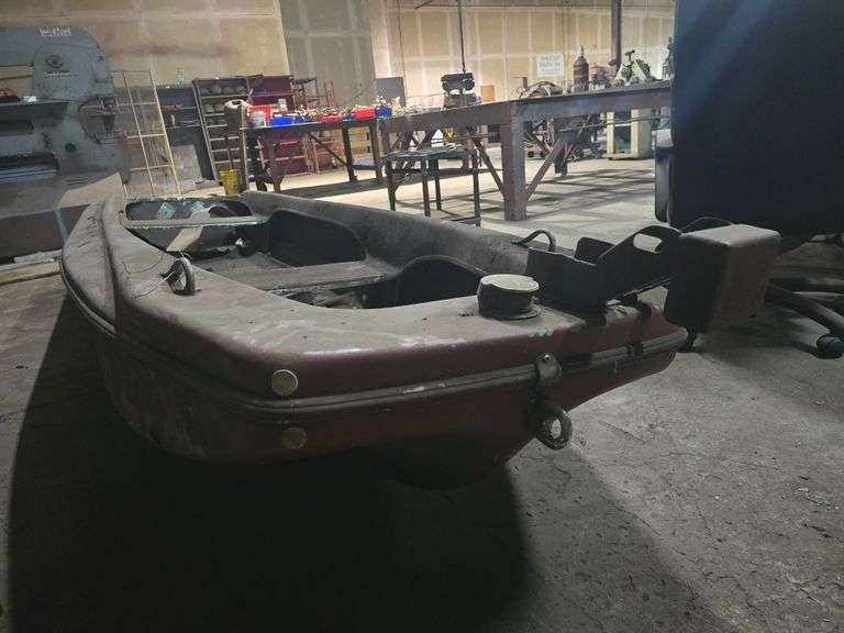 VINTAGE FIBERGLASS JOHN BOAT APROX 13'5" x 48"W x 21"D WITH HANDLES AND TROLLING MOTOR MOUNT