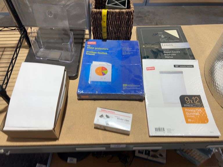 VARIETY OF OFFICE SUPPLIES