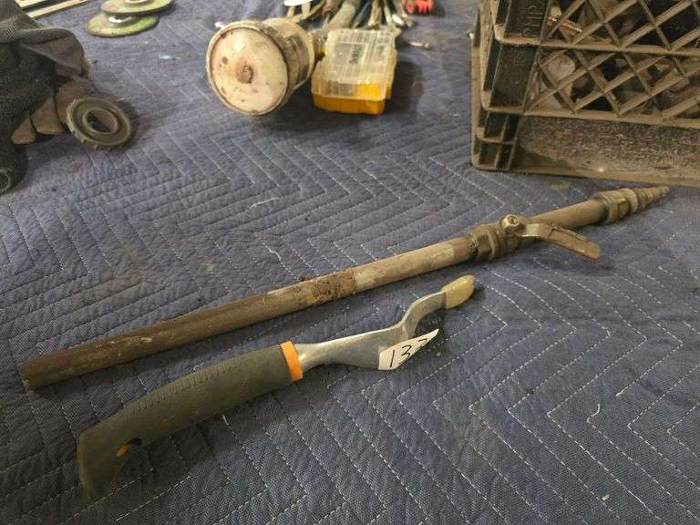 WEED PULLER AND AIR TUBING SHUTOFF VALVE