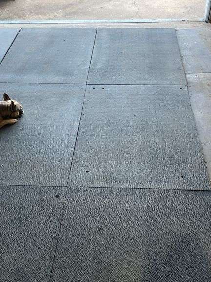 SOLID RUBBER ANTI-FATIGUE MATS EACH PCS APROX 3' x 4' x 3/4"THICK