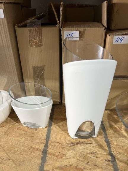 SF IMPORTS 000319950 GLASS VASE WITH WHITE CUT C1 HOLDER MADE IN PORTUGAL INCLUDING 1' & 6"H