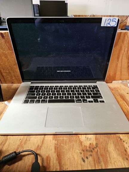 APPLE MACBOOK PRO LAPTOP MODEL A1398 POWERS ON, NO HARD DRIVE