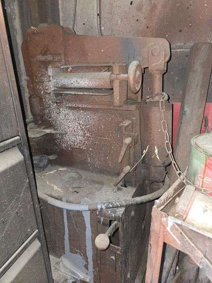 SCOTCHMAN HYDRAULIC IRONWORKER ON WHEELS