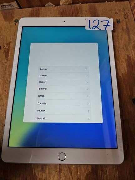 APPLE iPAD 8th GEN 10.2" MODEL A2270 WHITE RESET AND READY FOR NEW USER