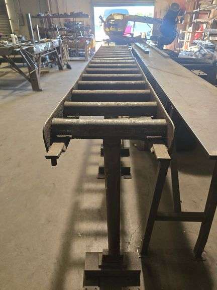 SOLID METAL INDUSTRIAL CONVEYOR 2PCS EACH APROX 13"x4'x39" AND STAND APROX 10' x 10" x 38"