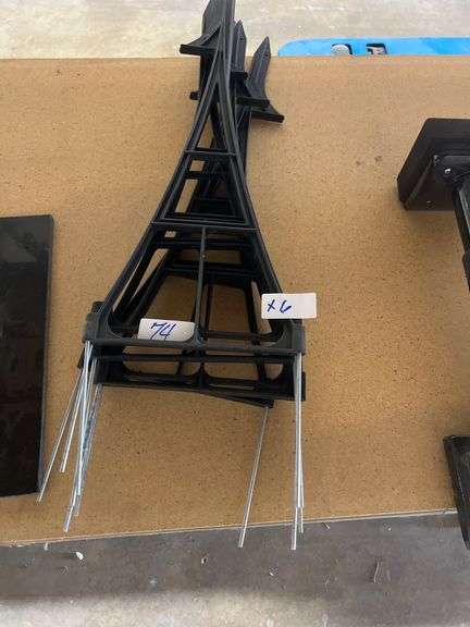 BLACK PLASTIC YARD SIGN STANDS