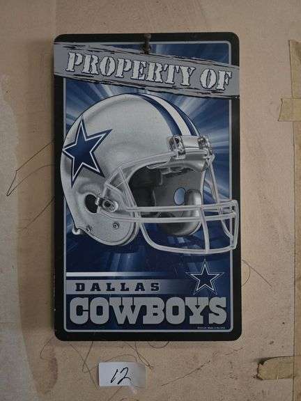 METAL COWBOYS WALL ART APROX 12"x8"