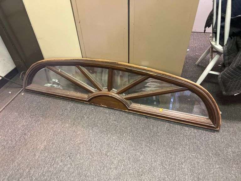 VINTAGE SOLID WOOD DÉCOR APROX 65"L