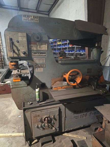 SCOTCHMAN DUAL OPERATOR 100 TON IRON WORKER MODEL 00/100/24M 5HP 230V 3PH 2650 HYDRAULIC SYSTEM PRESSURE 100-24M **hard wired in
