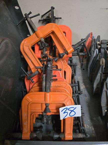 PONY 3325 2-1/4" 800LB 3-WAY EDGE CLAMP