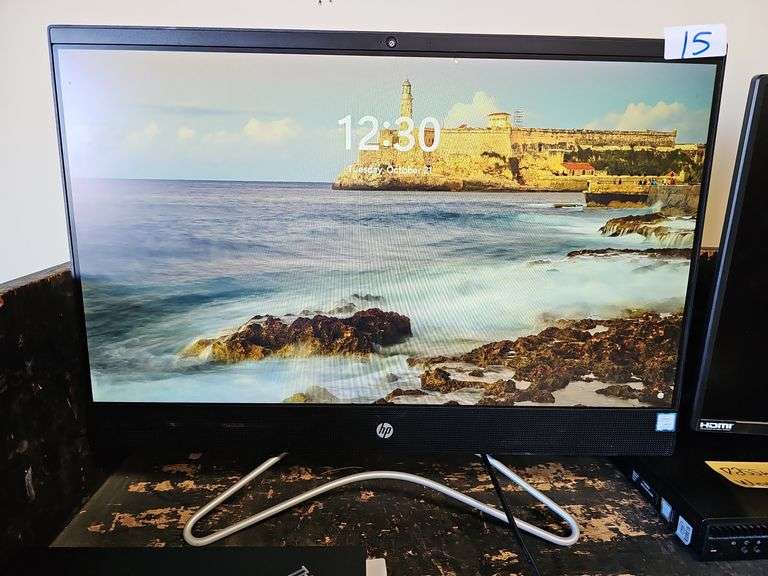 HP 24" ALL IN ONE MONITOR PC WITH CORE i3 8th GEN INTEL MODEL 24-f0014 POWERS ON PASSWORD PROTECTED