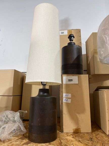 TALL CYLINDER SHAPED LAMP 03040101 HANDMADE BY DÉCOR VIVANT WITH SOLID WOOD BASE AND FABRIC SHADE APROX 7"DIA x 31"H