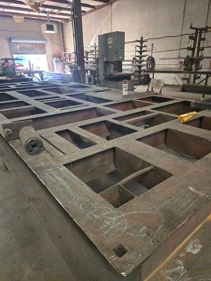 SOLID METAL CUSTOM MADE HEAVY DUTY WORK BENCH TOTAL DIM. APROX 16'3" x 7'5" x 36" **EXTREMELY Heavy**