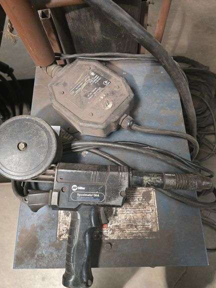 MILLER REGENCY 250 CV DC ARC WELDING POWER SOURCE WITH MILLER SPOOLMATIC 30A TORCH, ON ROLLING CART WITH OXYGEN TANK INCLD.