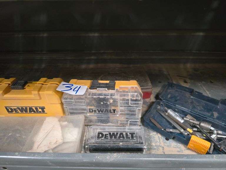 SMALL BIT ORGANIZERS MANY WITH PCS INSIDE