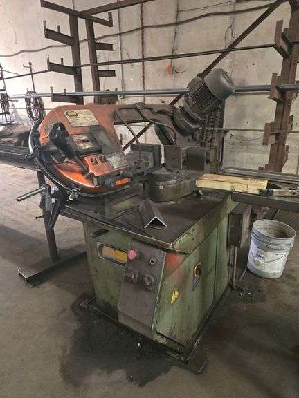 FMB FABRICA MACHINE BERGAMO INDUSTRIAL BAND SAW MODEL TRITON 220V 60HZ 1.1KW 290Kg WITH BREAKER BOX **Hard wired & anchored in floor
