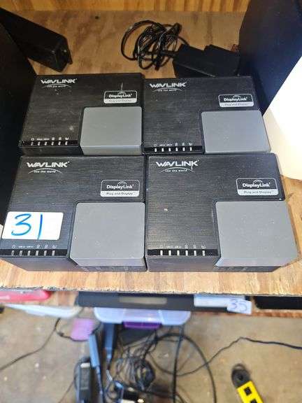 WAVLINK DISPLAYLINK UNIVERSAL DOCKING STATION MODEL WL-UG39DK3 WITH SINGLE POWER CABLE INCLD.