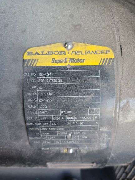 DEWALT DXCMH9919910 INDUCTION 120GAL HORIZONTAL STATIONARY COMMERCIAL AIR COMPRESSOR WITH BREAKER BOX