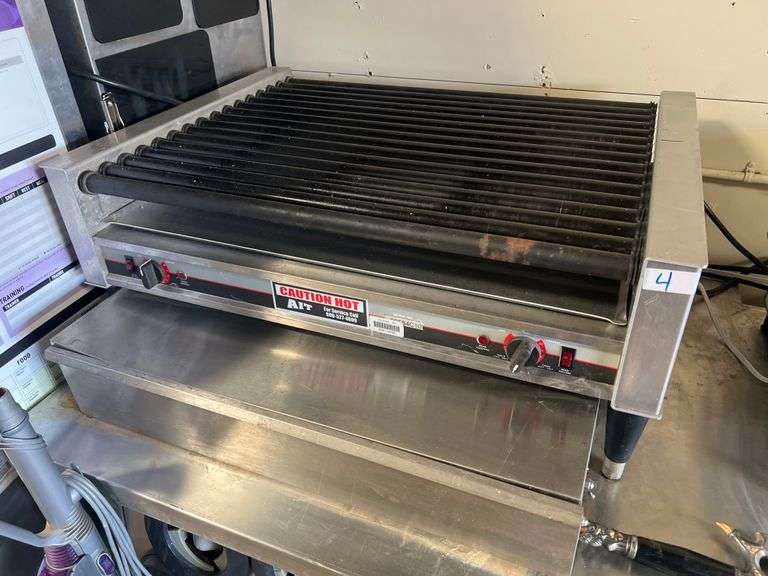 STAINLESS STEEL LARGE FOOD ROLLER HOT STAND APROX 30"L ROLLERS TOTAL DIM. 3'x25.5"x14.5" PULLED FROM 7-ELEVEN REMODEL