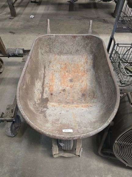 WHEELBARROW 2'x38"x27"
