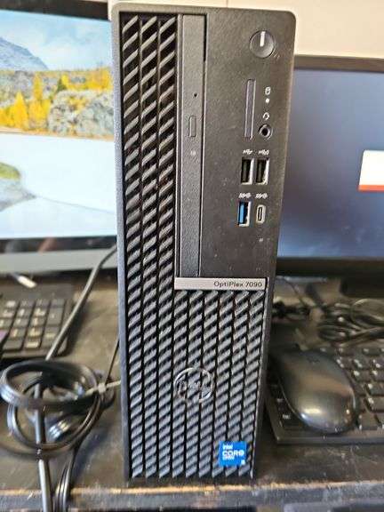 DELL OPTIPLEX 7090 COMPUTER WITH CORE vPRO i5 INTEL, HP 20" W2082a MONITOR, DELL USB MOUSE AND KEYBOARD INCLD. EACH WITH POWER CABLE, BOTH POWER ON