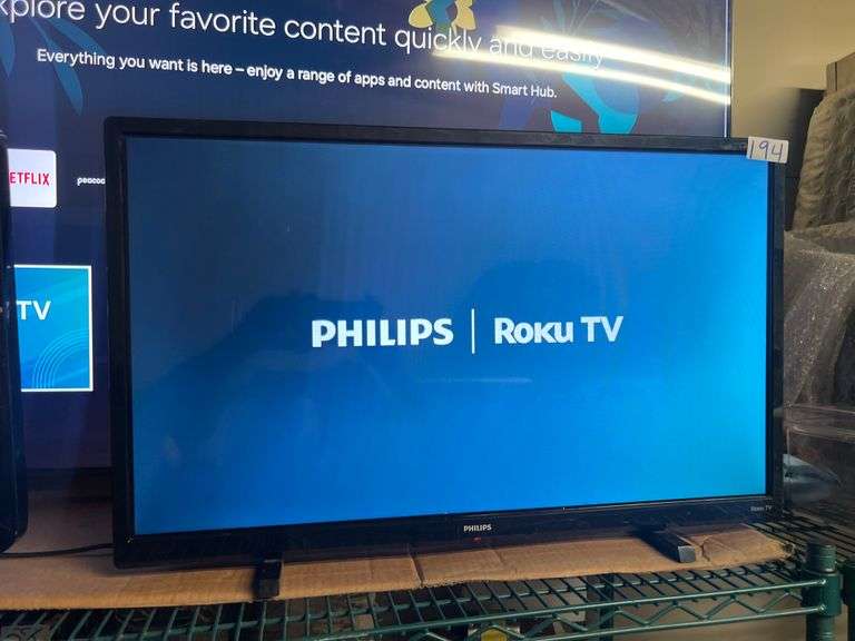 PHILIPS 32" ROKU SMART TV MODEL 32PFL4664/F7 WITH POWER CABLE INCLD.