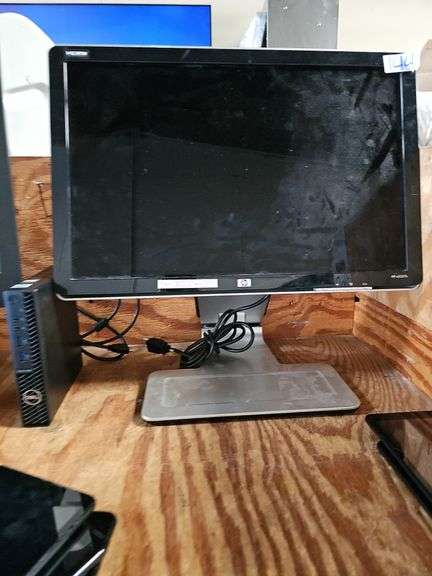 HP W2207H 22" LCD COLOR HDMI MONITOR WITH POWER CABLE