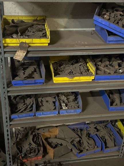 SOLID IRON CUSTOM MADE FENCING DÉCOR / HARDWARE / ACCESSORIES WITH MULTIPLE PCS PER BIN **bins & shelves not included** SOLD PER BIN LOT