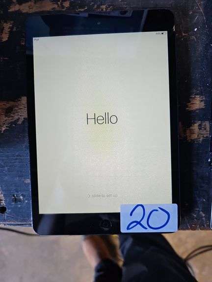 APPLE IPAD A1432 POWERS ON, RESET READY FOR NEW USER