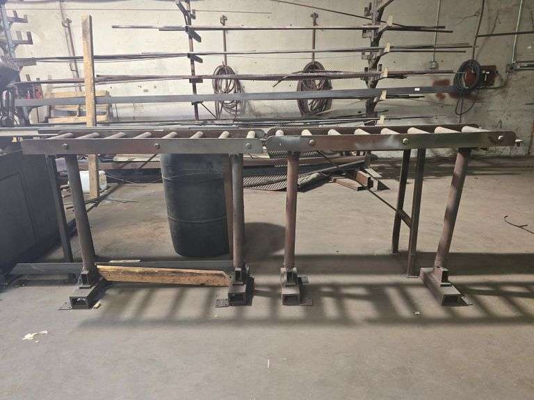 SOLID METAL INDUSTRIAL CONVEYOR 2PCS EACH APROX 13"x4'x39" AND STAND APROX 10' x 10" x 38"