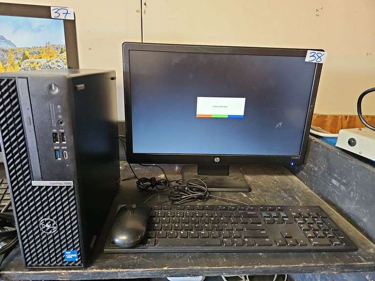 DELL OPTIPLEX 7090 COMPUTER WITH CORE vPRO i5 INTEL, HP 20" W2082a MONITOR,  DELL USB MOUSE AND KEYBOARD INCLD. EACH WITH POWER CABLE, BOTH POWER ON
