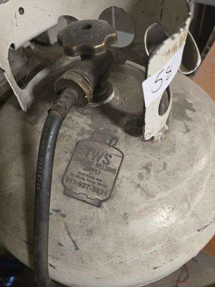 UN1075 LARGE PROPANE TANK 239lb*hoses not incld.