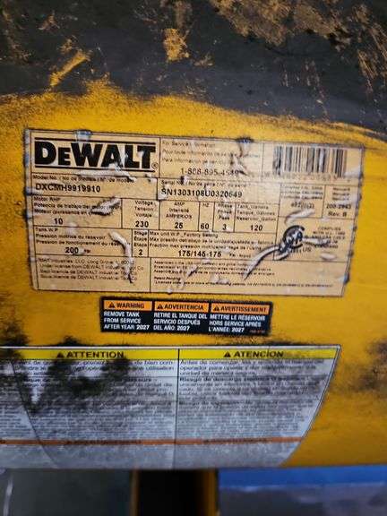 DEWALT DXCMH9919910 INDUCTION 120GAL HORIZONTAL STATIONARY COMMERCIAL AIR COMPRESSOR WITH BREAKER BOX